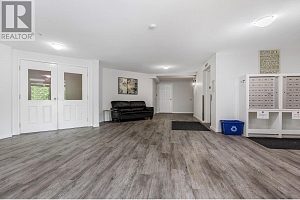 135 Ziprick Road Unit# 409 - Photo 3