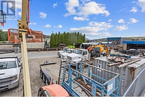 4509 25 Avenue - Photo 3