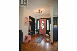 7089 Longacre Drive - Photo 2