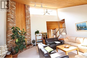 324 Clifton Road N - Photo 10