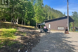 1538 Highway 6 - Photo 55