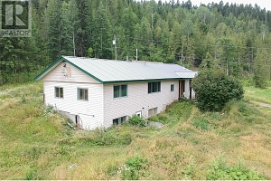 1538 Highway 6 - Photo 9