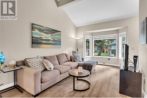 3155 Gordon Drive Unit# 209 - Photo 4