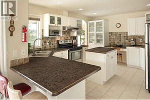 1068 Caledonia Way - Photo 7