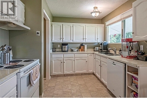 1121 Mountain View Road - Photo 9