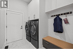 10058 Beacon Hill Drive - Photo 37