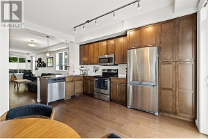 597 Boynton Place - Photo 11