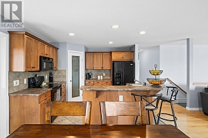 1520 Feedham Avenue - Photo 10