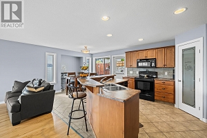 1520 Feedham Avenue - Photo 12