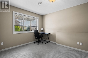 1520 Feedham Avenue - Photo 25