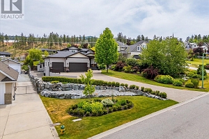 4841 Canyon Ridge Crescent - Photo 2