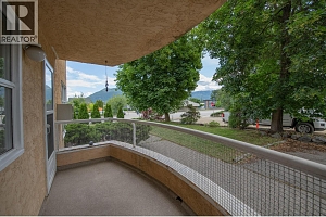 703 Granville Avenue Unit# 103 - Photo 11