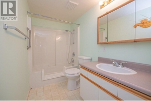 703 Granville Avenue Unit# 103 - Photo 28