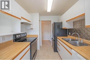 703 Granville Avenue Unit# 103 - Photo 3