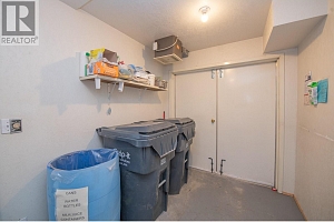 703 Granville Avenue Unit# 103 - Photo 38