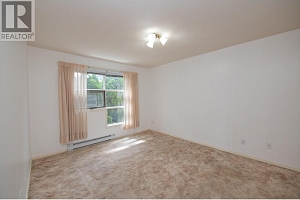 703 Granville Avenue Unit# 103 - Photo 4