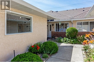 1886 Parkview Crescent Unit# 3 - Photo 2