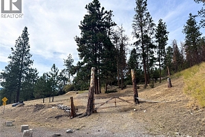 9775/9819 Okanagan Centre Road W - Photo 14