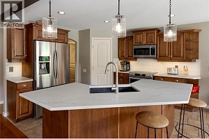 2464 SELKIRK Drive - Photo 10