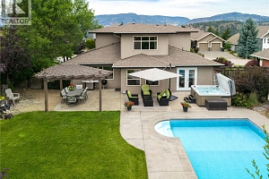 2464 SELKIRK Drive - Photo 19