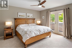 2464 SELKIRK Drive - Photo 20