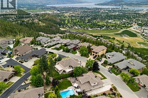 2464 SELKIRK Drive - Photo 40