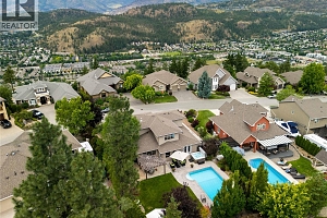 2464 SELKIRK Drive - Photo 42