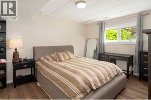 875 Hammer Avenue - Photo 19