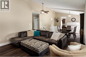 875 Hammer Avenue - Photo 3