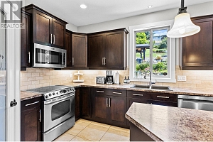 1441 Black Mountain Crescent - Photo 30