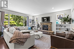 1441 Black Mountain Crescent - Photo 4