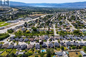 1441 Black Mountain Crescent - Photo 83