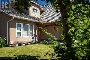 2028 Okanagan Street - Photo 5