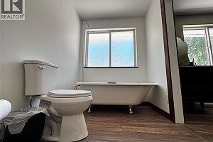4350 33 Highway - Photo 21