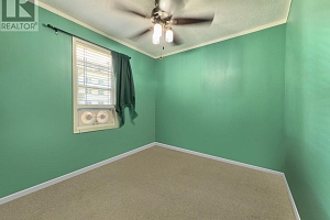 1802 31 Street - Photo 7