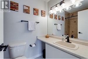 1056 Bernard Avenue Unit# 305 Lot# 43 - Photo 14