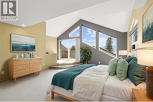 2111 Lillooet Crescent - Photo 33
