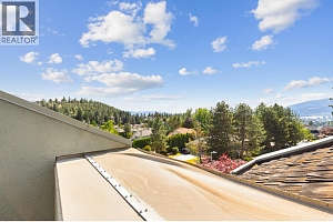 2111 Lillooet Crescent - Photo 39