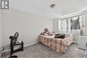 1287-1289 Lawrence Avenue - Photo 25
