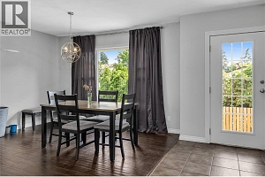855 Saucier Avenue - Photo 13