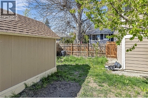 855 Saucier Avenue - Photo 7
