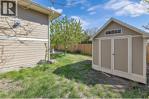 855 Saucier Avenue - Photo 8