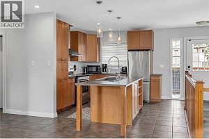 855 Saucier Avenue - Photo 9