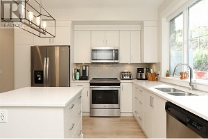 12840 Stillwater Court Unit# 19 - Photo 22