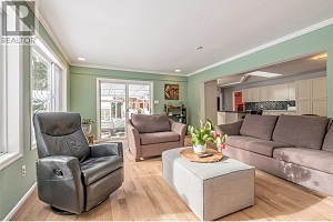 3445 Sidney Crescent - Photo 9