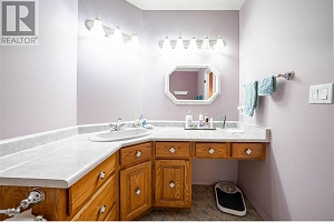 2595 Catherine Place Unit# 15 - Photo 52