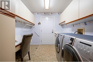 2595 Catherine Place Unit# 15 - Photo 62