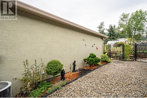 2595 Catherine Place Unit# 15 - Photo 98