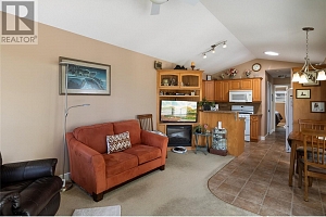 8000 Highland Road Unit# 12 - Photo 5