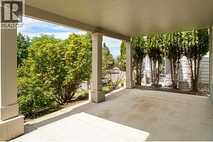 371 MCCARREN Avenue - Photo 32